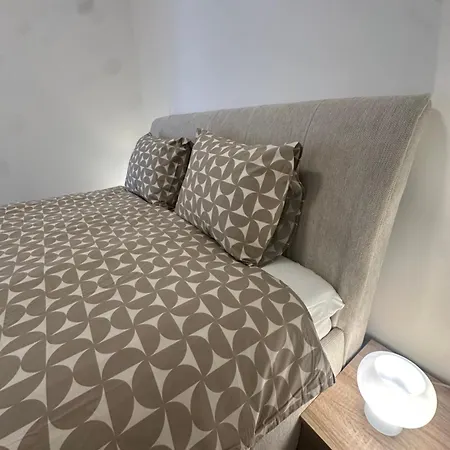 Plavi Safir דירה *